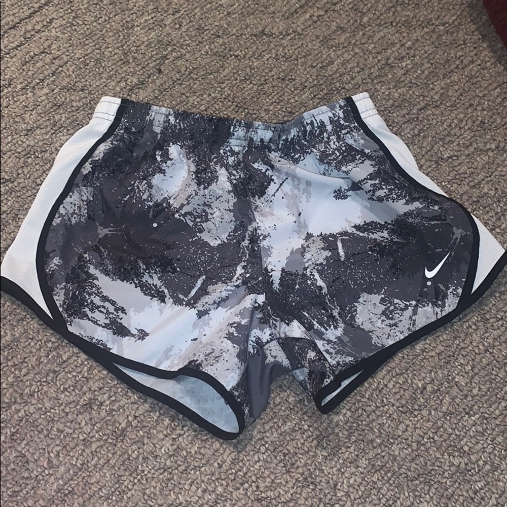Girls nike shorts